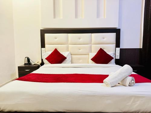 Bahadrabad Hotel | WooibHotels Yogasthali Tapovan