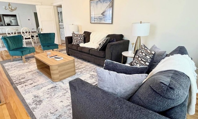 Worcester Apartment | Worcester West Side Rental Home
