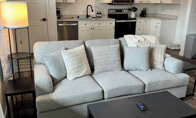 Meadow Lakes Apartment | Work From Home