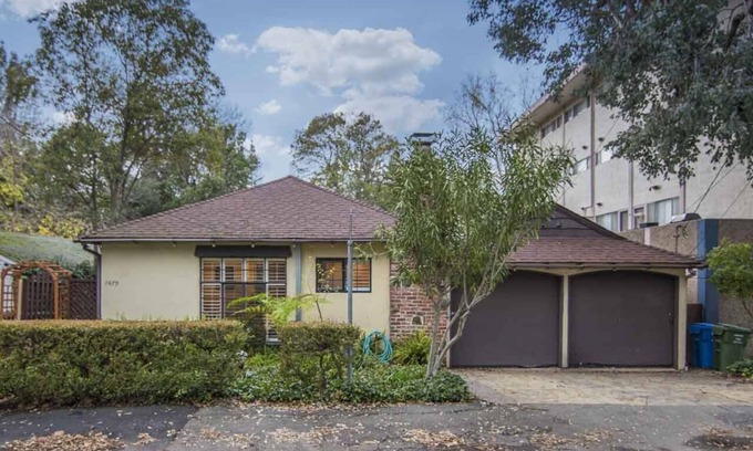 Walnut Creek House | Work , Live , Entertain and Play in Downtown Walnut Creek!