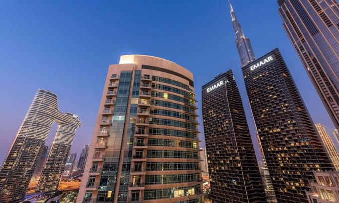 Downtown Dubai Apartment | World Class | 2BR | Dubai Skyline & Sea view