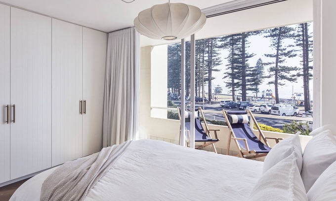 Manly Apartment | World Famous Beach Front Apartment in Manly