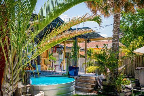 Lake Maggiore Shore House | World Solo Travel's Welcomed At St Pete Home