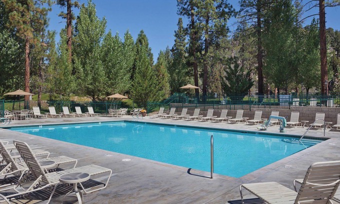 Big Bear Lake Hotel | WorldMark Big Bear - 2 Bedroom Accessible