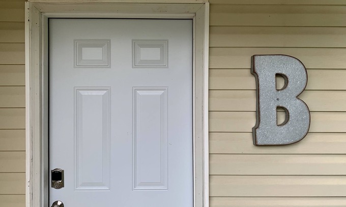 Carrollton Condo | Wow! 3BR Stylish Retreat Steps from UWG, Tanner & Southwire/Close to Atlanta