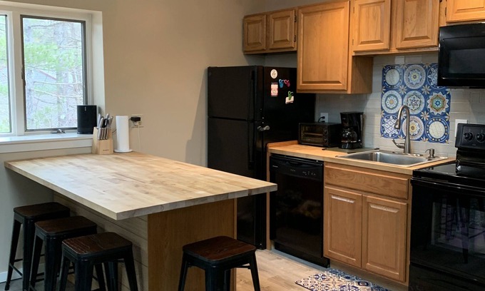 Bartlett Condo | Wright Place