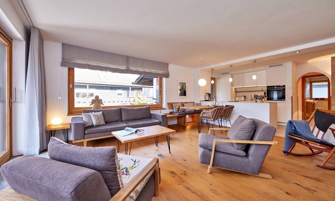 Garmisch-Partenkirchen Apartment | WunderSchön - cosy holiday flat with modern design and alpine charm