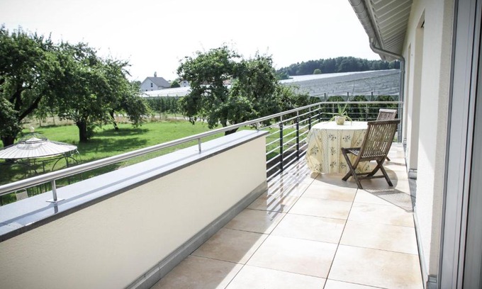 Eggenweiler Apartment | Wunderschöne, helle 3-Zi-Whg mit großem Balkon
