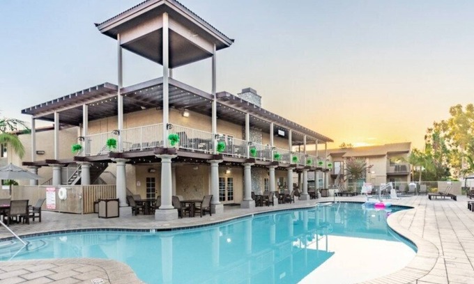 Anaheim Resort House | Wyndham Dolphin's Cove - 2 Bedroom Deluxe