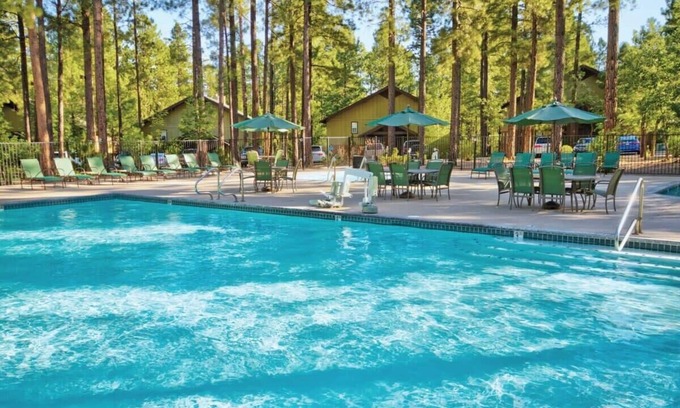 Pinetop Condo | Wyndham Pinetop Resort | Queen Studio w/Balcony