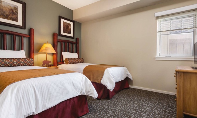 West Yellowstone Condo | Wyndham Resort Condo, 2BR 2Bath sleeps6 Full kitchen