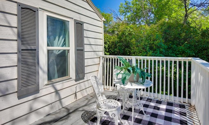 Gillette House | Wyoming Retreat with Furnished Porch, Near Fishing!