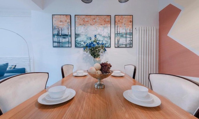 Beilin Apartment | Xi’an Beilin·South Gate Subway Station· Locals Apartment 00172100