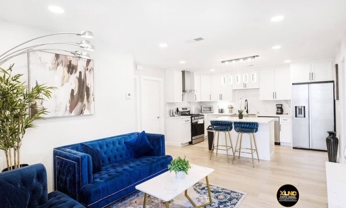 Lemon Grove Apartment | Xlnc Home 3bed2bath by sdstay
