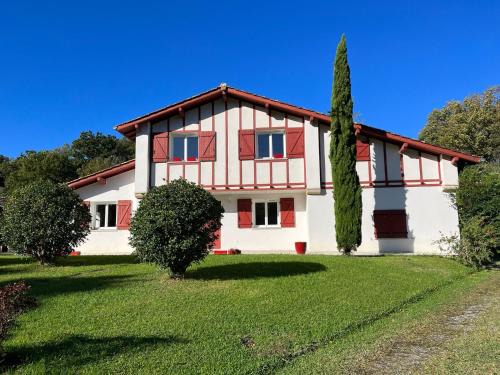 Urrugne Bed & Breakfast | XOKO GORRI