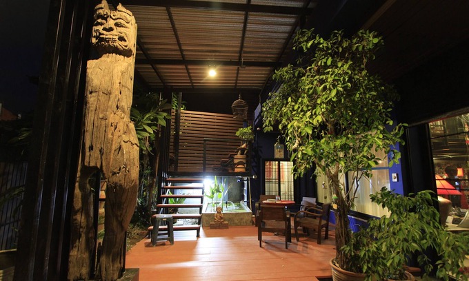 Chang Moi Apartment | #YA Apartment on the famous LOY-KROH ROAD, between Night Bazar and The Old City