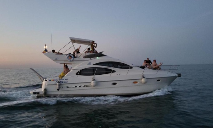 Old Town Boat Rental | Yacht Azimut 42 - La Perla