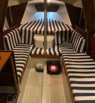 Vollen Boat Rental | Yacht C&C