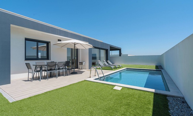 Lourinha Villa | Yama House