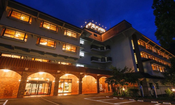 Kaga Hotel | Yamanaka Onsen Hanatsubaki
