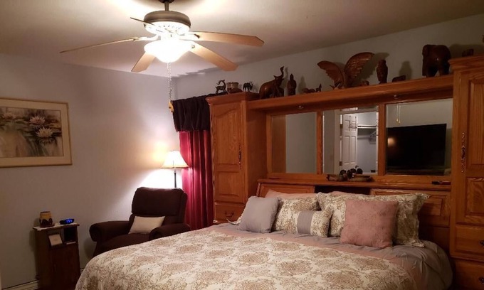 Wichita Falls House | Yamparika Haven - Country Atmosphere near Shepard AFB and Wichita Falls