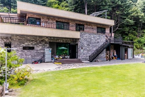 Okcheon Villa | Yangpyeong Dongdong House Pension