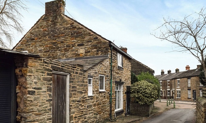 Mottram in Longdendale Cottage | Ye Olde Mottram Chip Shop