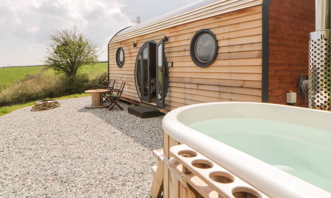 Newton Ferrers Cottage | YEALM, pet friendly, character holiday cottage in Kingsbridge