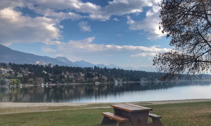 East Kootenay Condo | Year Round Escape in the Heart of the Rockies!