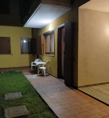 Verres Apartment | yellow house