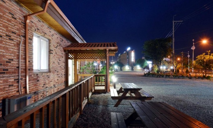 Jeongok House | Yeoncheon Wanguijataek Pension