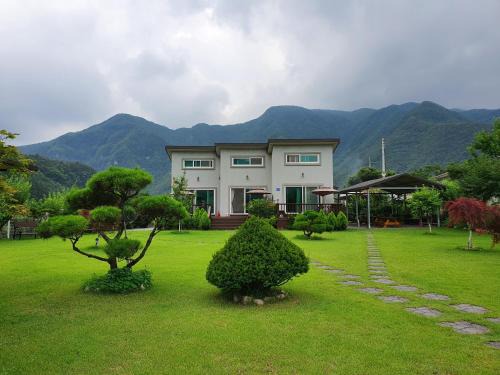Yeongwol House | Yeongwol Dongghang Story
