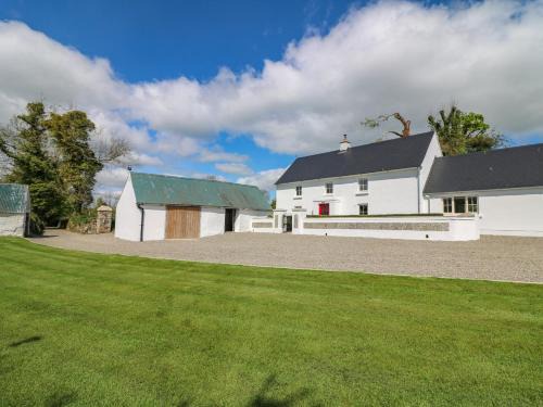 Ballindaggan House | Yew Tree House