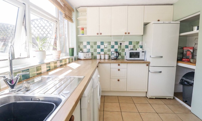 Gosforth Cottage | YEWBARROW, pet friendly, with open fire in Gosforth