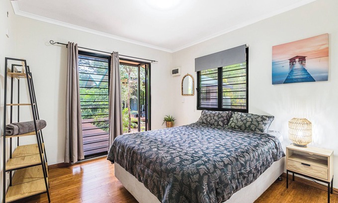 Dundee Beach Villa | Yknot Getaway, perfect place for your family or event