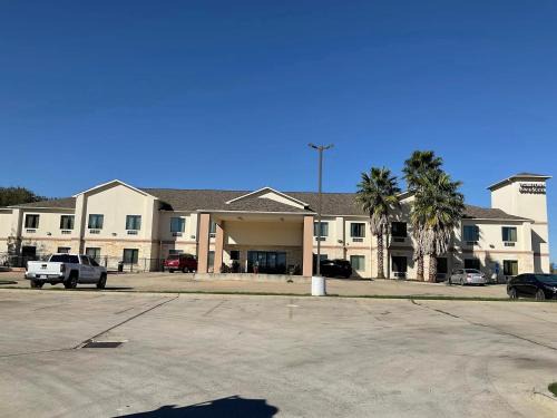 Yorktown Hotel | Yorktown Inn and Suites