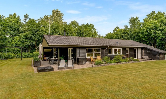 Sundstrup House | "Yorrit" - 500m to the inlet by Interhome