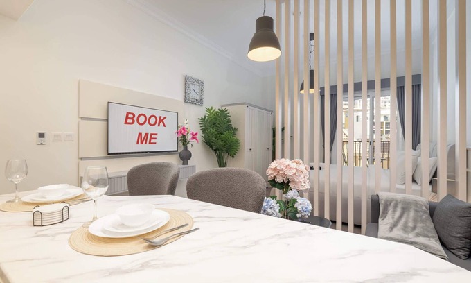 Jumeirah Village Circle Apartment | Your Dream Stay in JVC - Stylish Studio for 4!