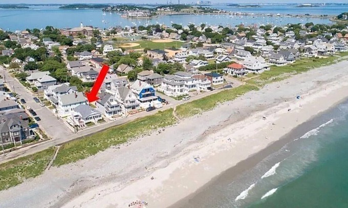 Waveland Apartment | You can't get closer to the beach! Garden-level apt. 30 seconds from the beach!
