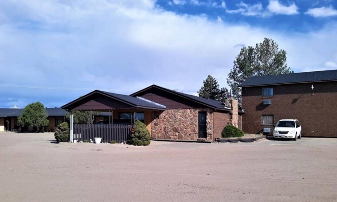 Cheyenne Wells House | You Found It! 3 Great Units, Pet-Friendly, Near Medicine Arrow Park