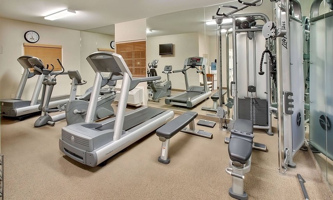 Mount Laurel Hotel | You Found It! Free Parking, Short Drive to Garden State Discovery Museum