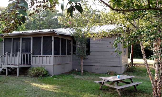 Bronson Cabin | You will love this quaint cabin on Lake Sam Rayburn, Tx -#4