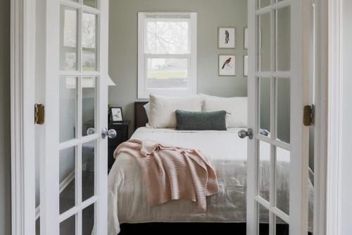 Lake Geneva House | Your Cozy Lockwood Lodge Awaits Pet Friendly