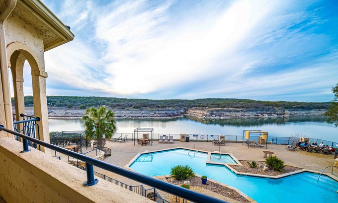 Lago Vista Condo | Your Happy Place | 2 Bed, 2 Bath