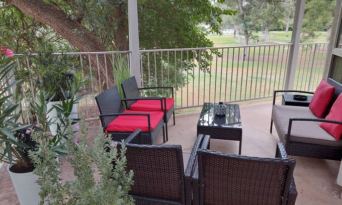 New Braunfels Condo | Your Heart's Desire: First Floor End Unit on the Guadalupe! Dog friendly!