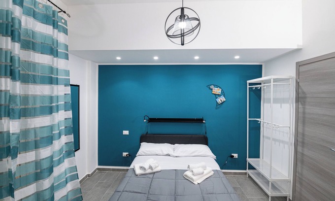 Palermo Bed & Breakfast | Your home away from home - Triple room with private bathroom.