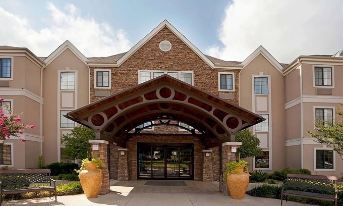 Vance Jackson Apartment | Your Home in San Antonio's Center! W/Private Kitchen! Pets are Welcome too!