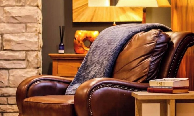 Willmar Apartment | YOUR HOME-pooltable-playset-sauna