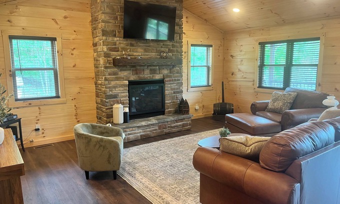 Lafferty Cabin | Your lake escape: On Point, ½ mile from Reynolds Road boat ramp and adventures.