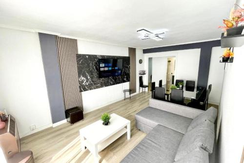 San Jose Apartment | Your Large Family Apartment in Zaragoza